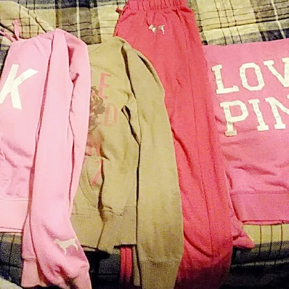Lot of brand name clothes! VS/AE